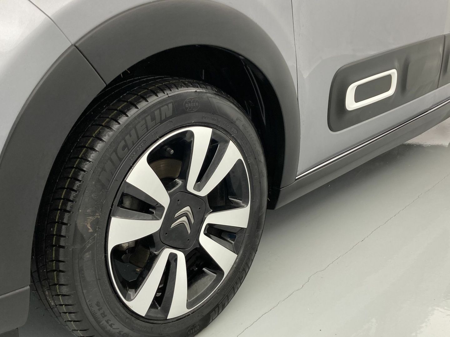 Citroen C3 PureTech 82 Shine 61 kW (83 CV)