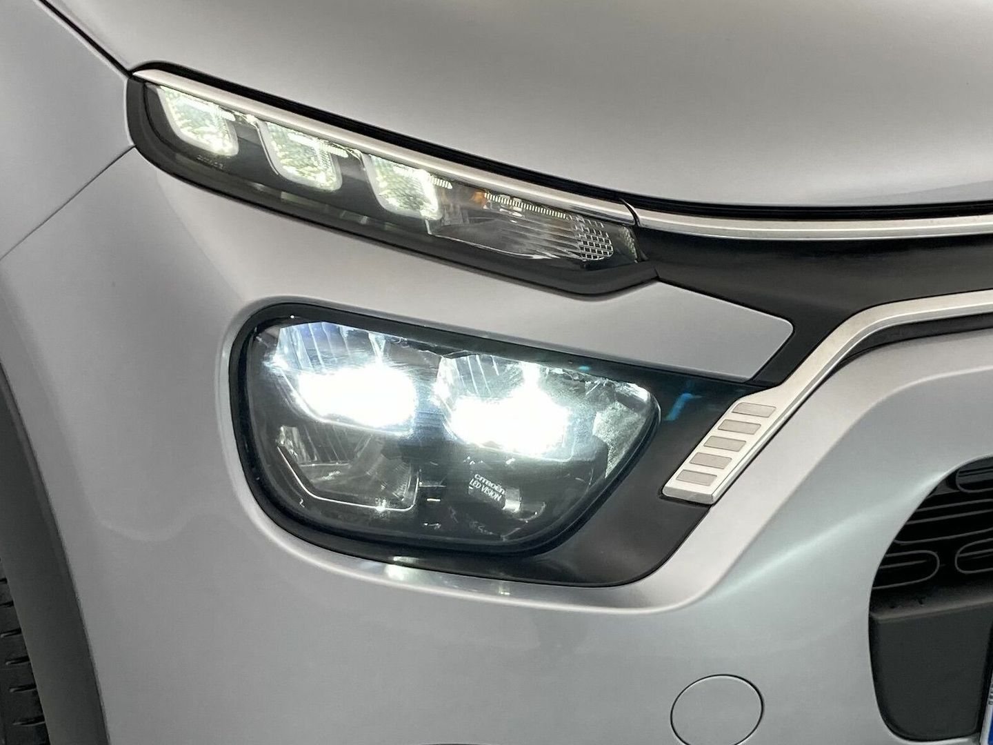Citroen C3 PureTech 82 Shine 61 kW (83 CV)