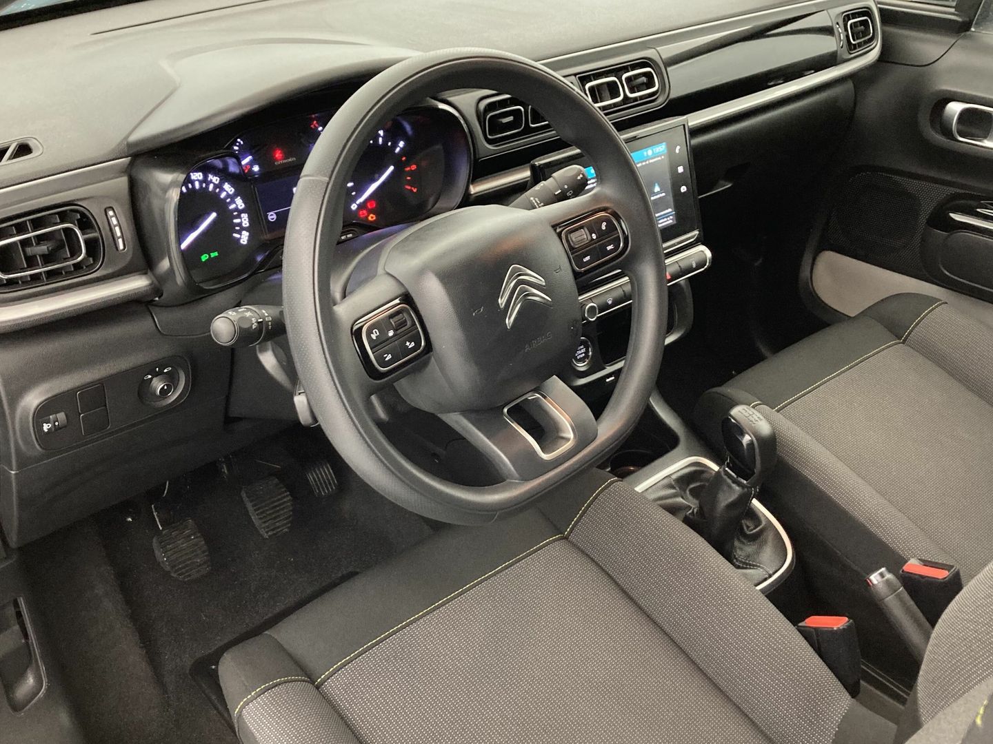 Citroen C3 PureTech 82 Shine 61 kW (83 CV)
