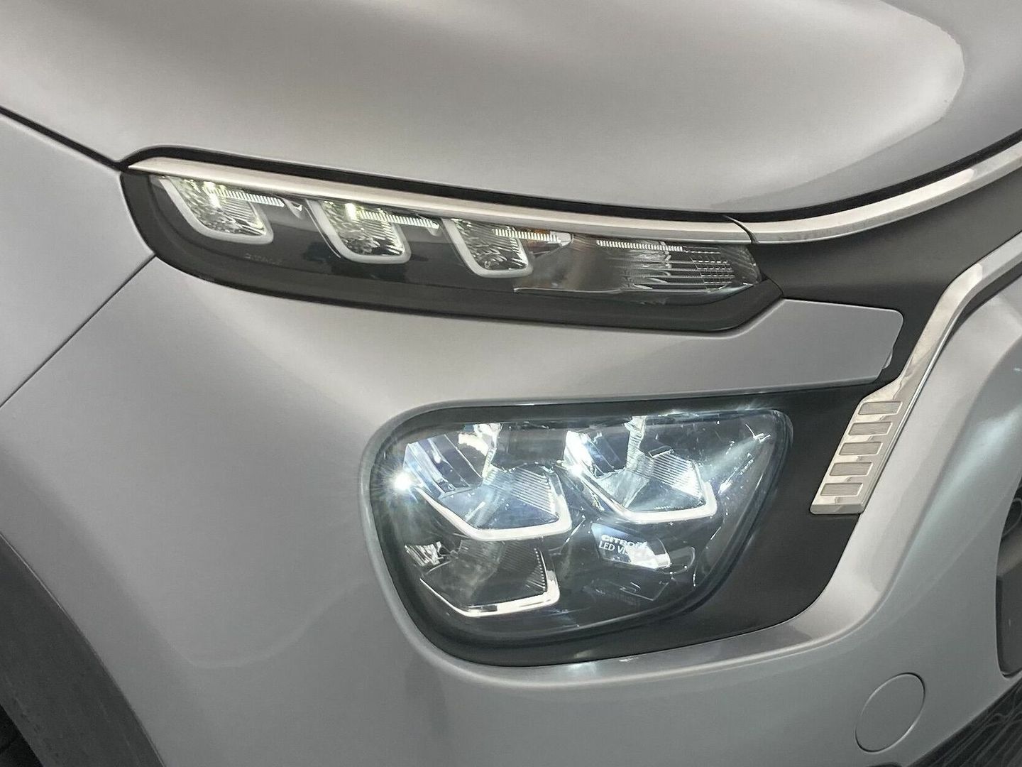 Citroen C3 PureTech 82 Shine 61 kW (83 CV)