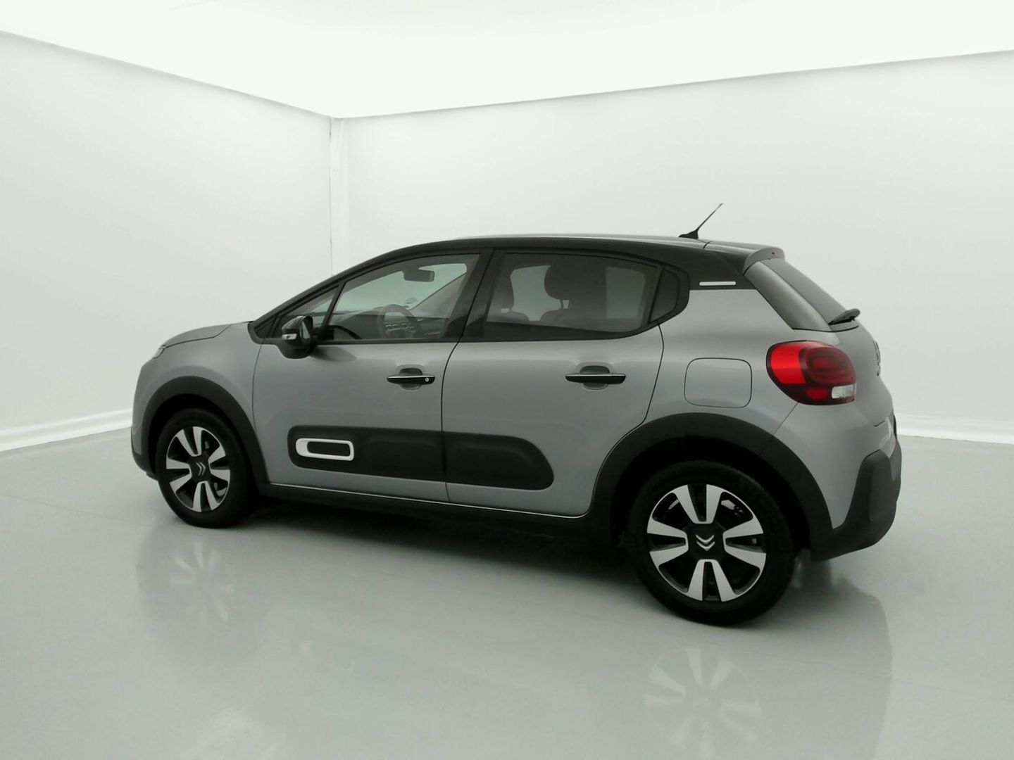Citroen C3 PureTech 82 Shine 61 kW (83 CV)