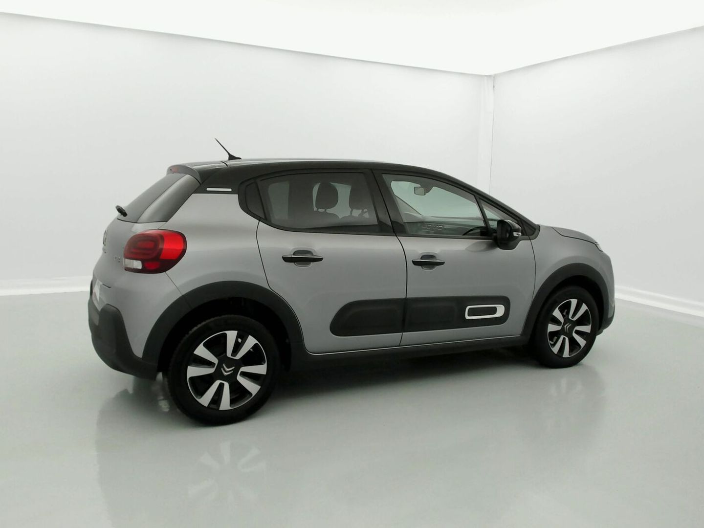 Citroen C3 PureTech 82 Shine 61 kW (83 CV)
