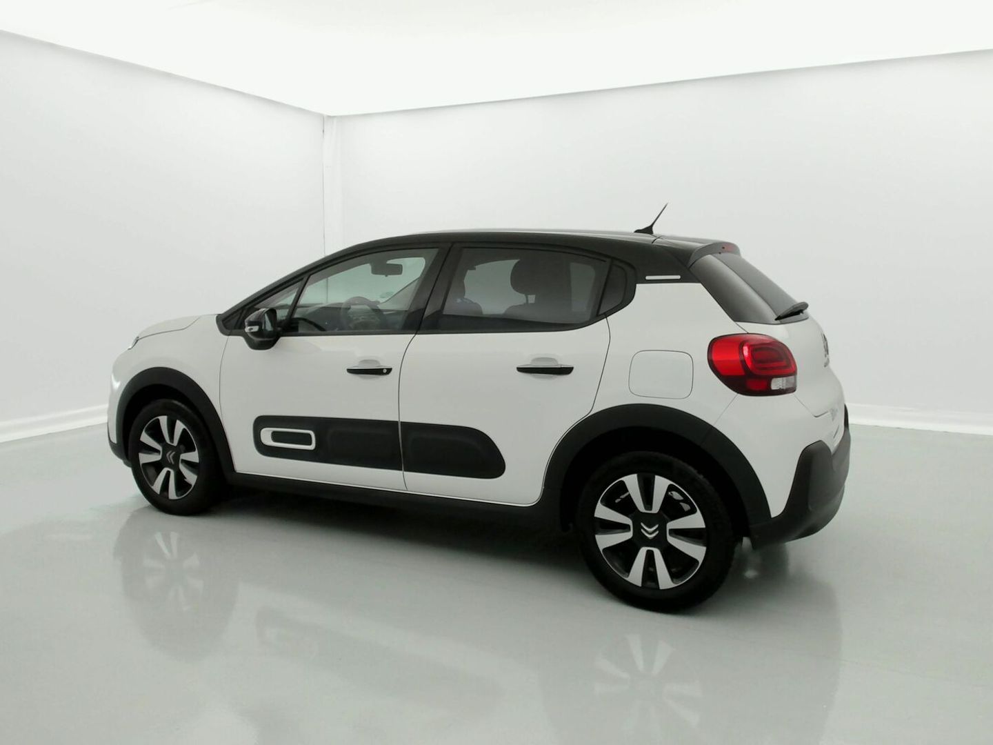 Citroen C3 PureTech 82 Shine 61 kW (83 CV)