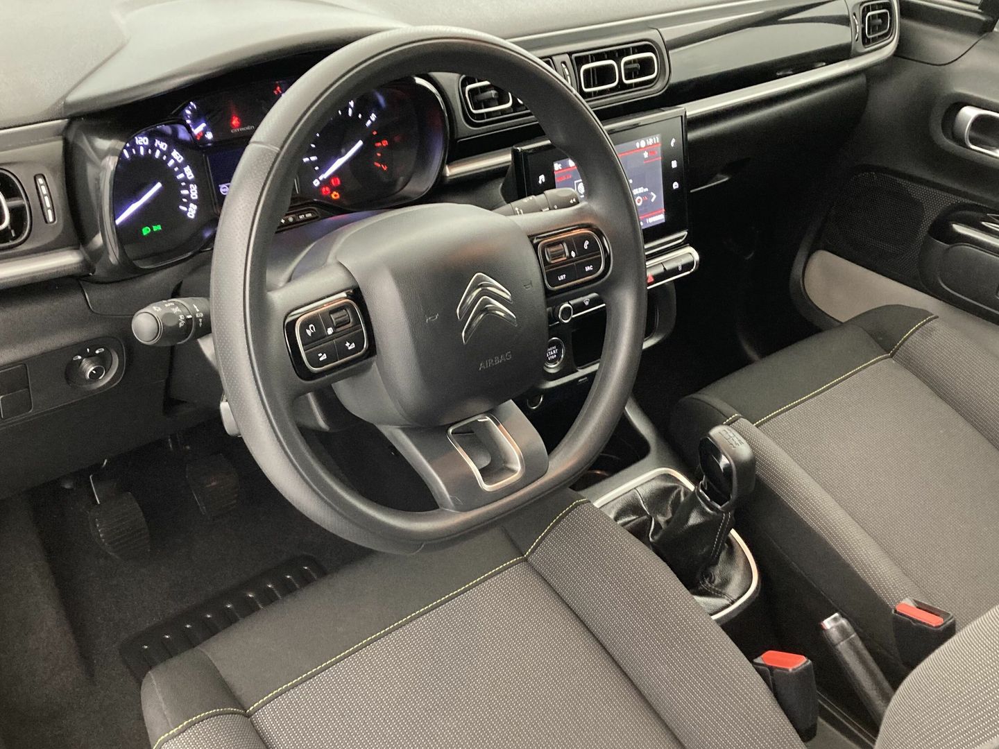Citroen C3 PureTech 82 Shine 61 kW (83 CV)