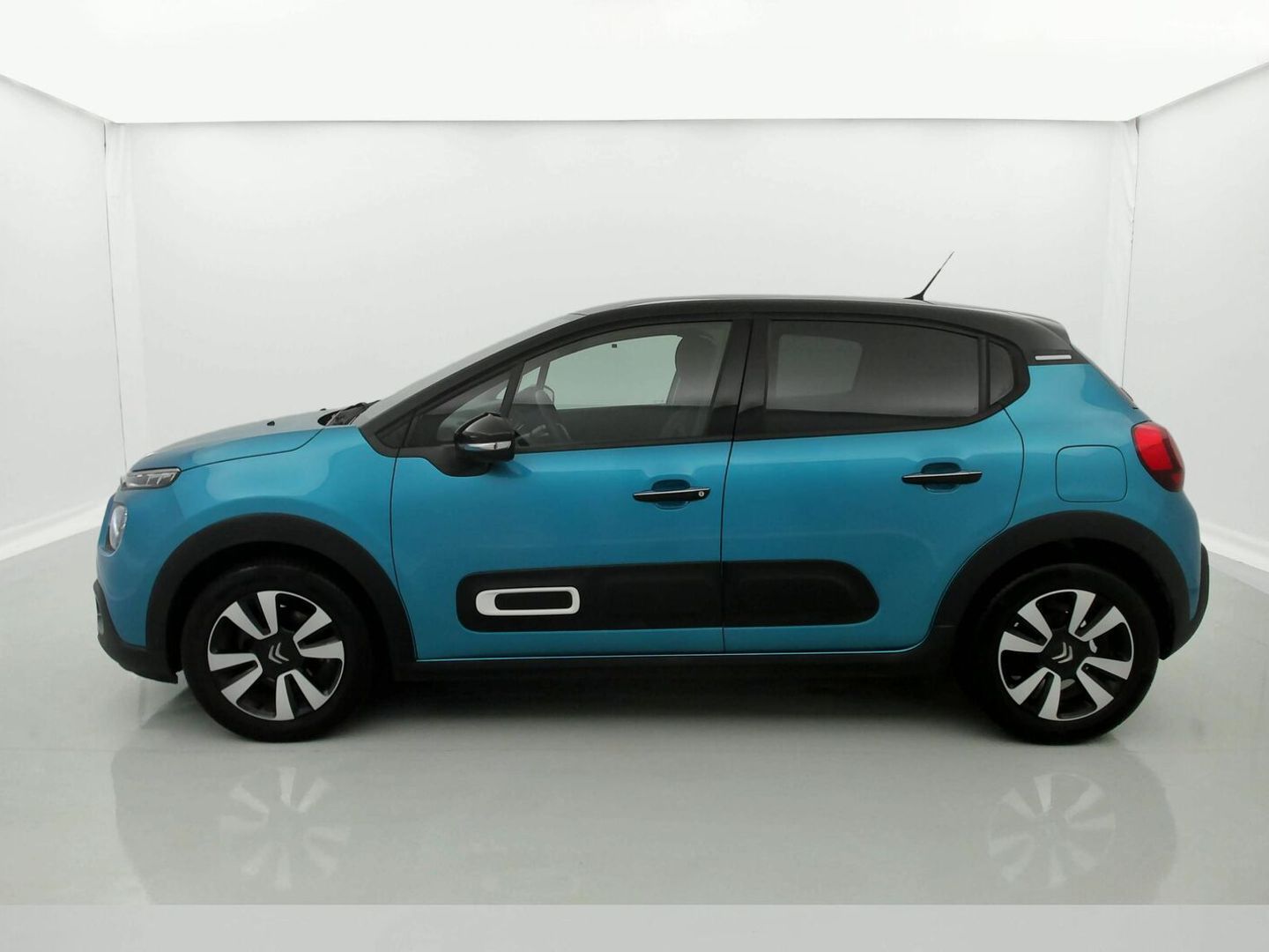 Citroen C3 PureTech 82 Shine 61 kW (83 CV)