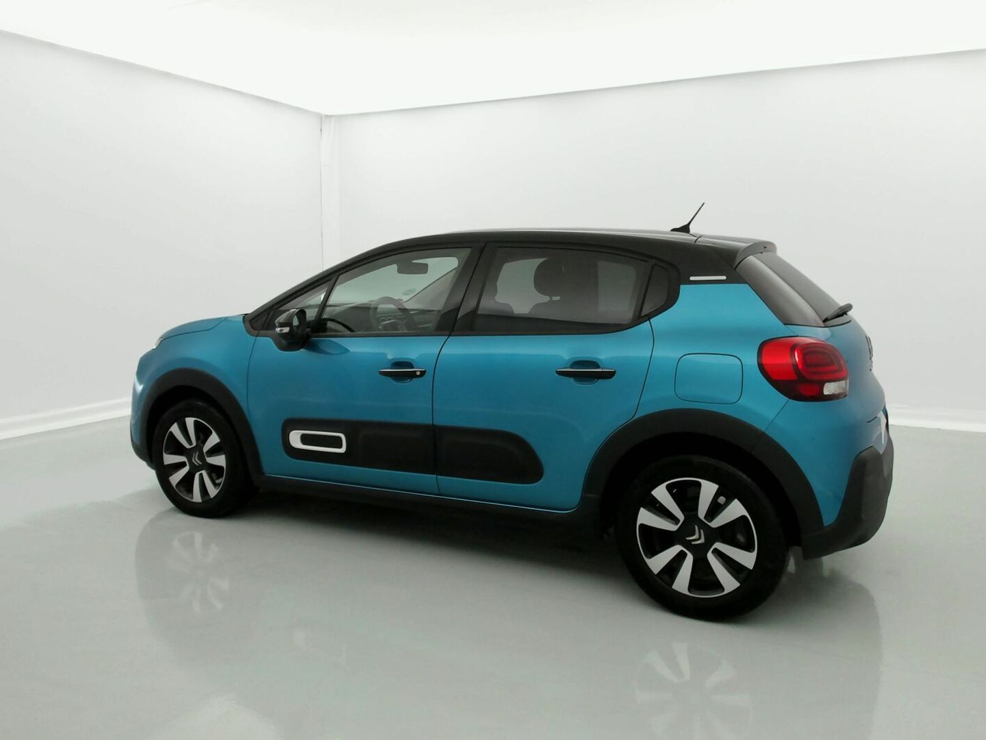 Citroen C3 PureTech 82 Shine 61 kW (83 CV)