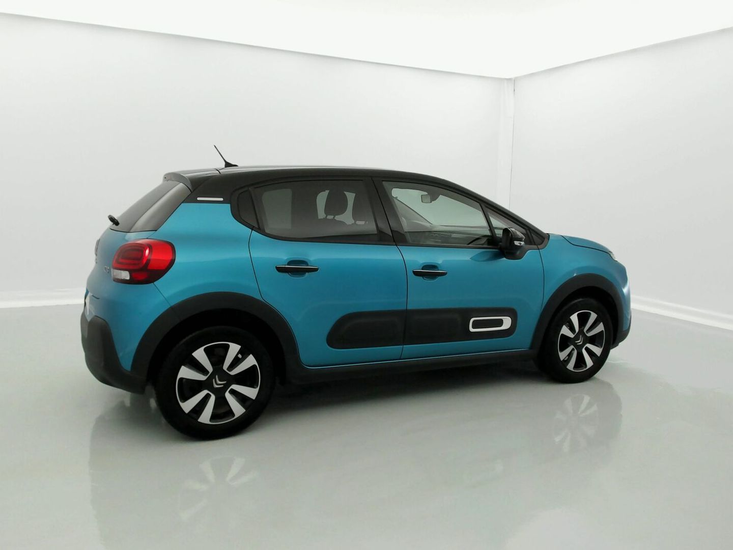 Citroen C3 PureTech 82 Shine 61 kW (83 CV)
