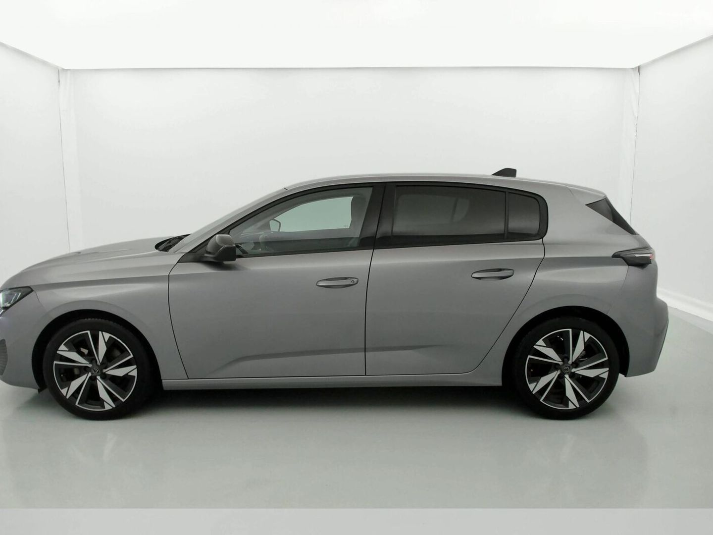 Peugeot 308 PureTech 130 S&S Allure EAT8 96 kW (130 CV)