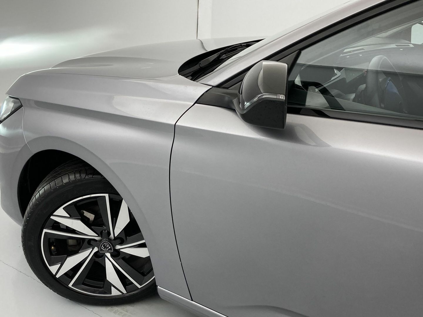 Peugeot 308 PureTech 130 S&S Allure EAT8 96 kW (130 CV)