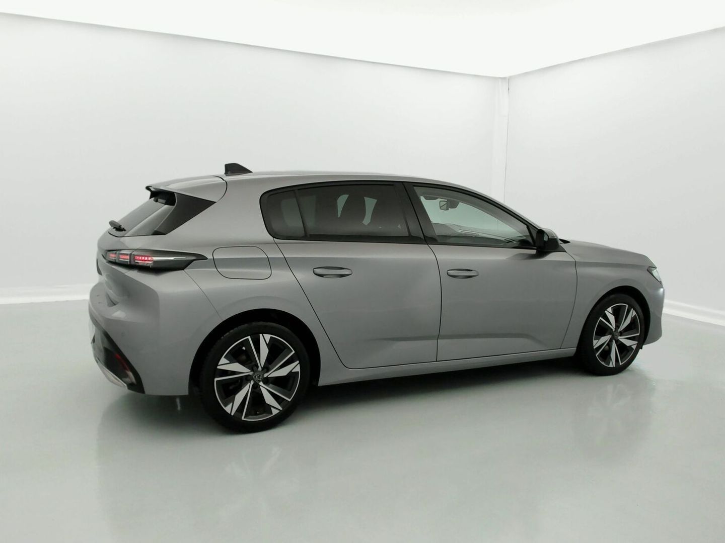 Peugeot 308 PureTech 130 S&S Allure EAT8 96 kW (130 CV)