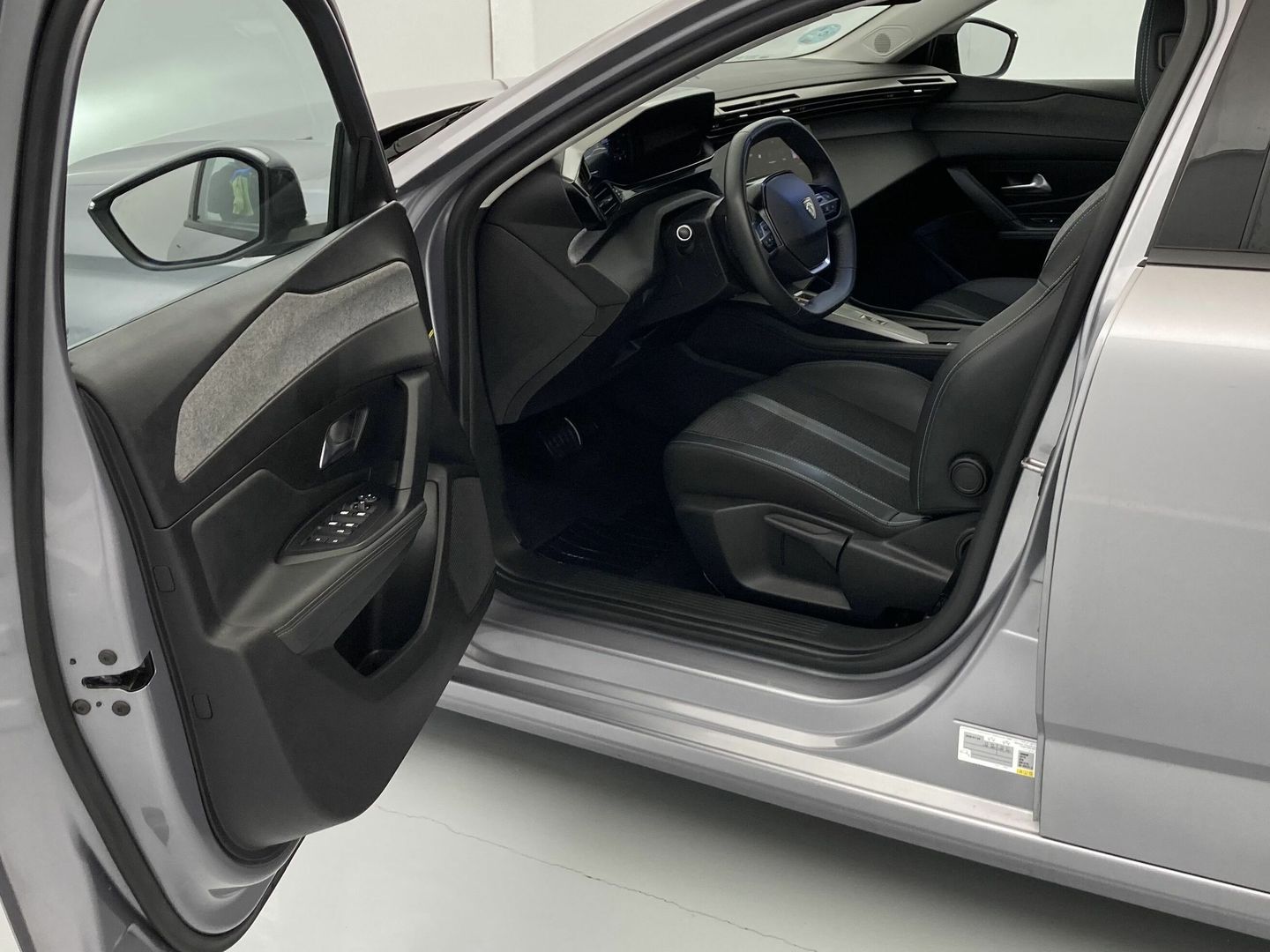 Peugeot 308 PureTech 130 S&S Allure EAT8 96 kW (130 CV)