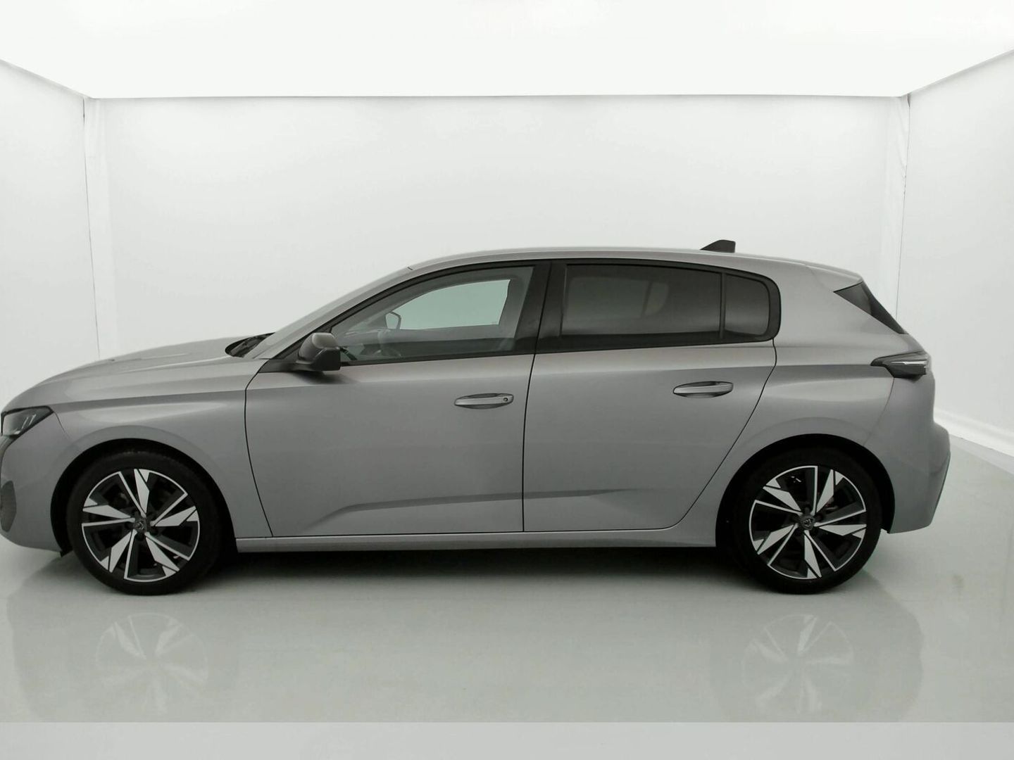 Peugeot 308 PureTech 130 S&S Allure EAT8 96 kW (130 CV)