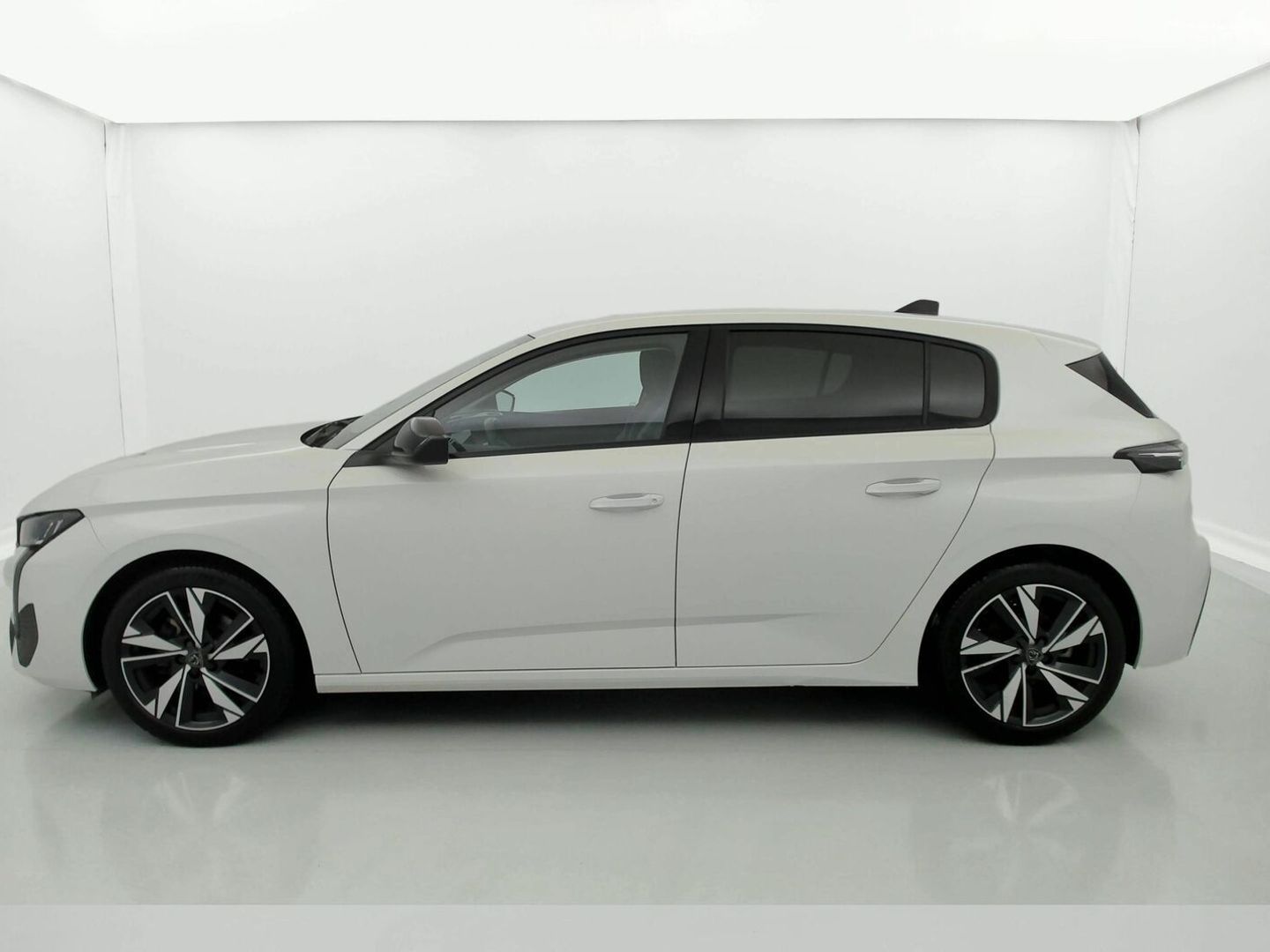 Peugeot 308 PureTech 130 S&S Allure EAT8 96 kW (130 CV)