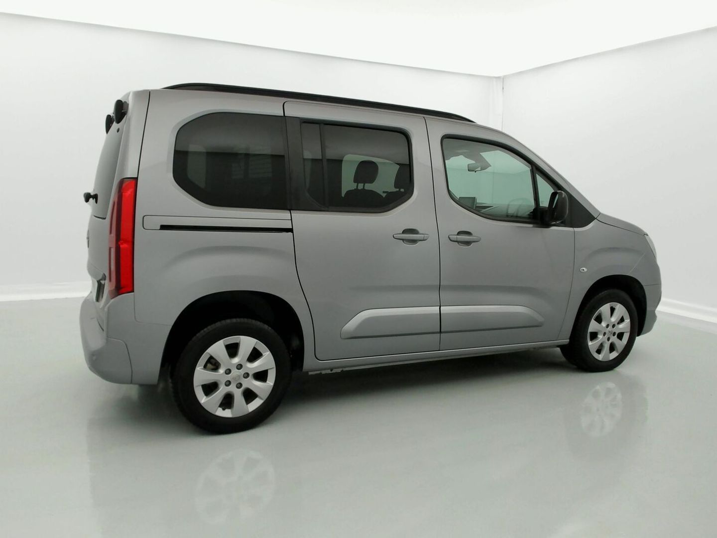 Opel Combo Life 1.5 TD Business Elegance Plus L 75 kW (102 CV)