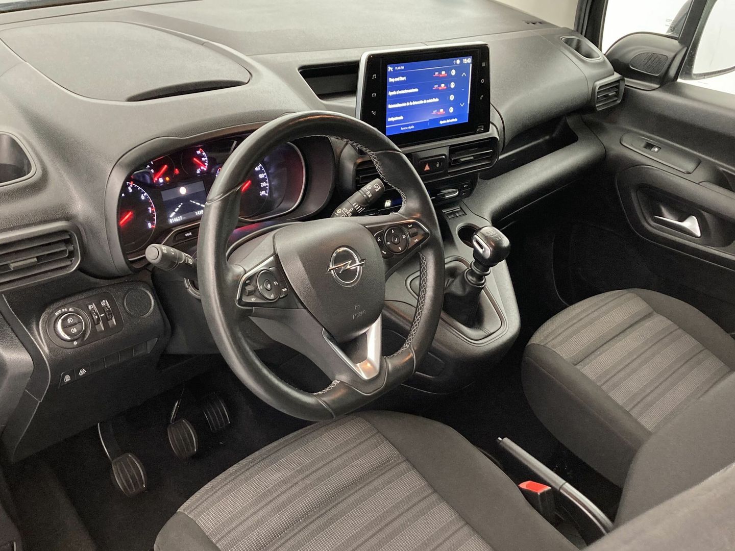 Opel Combo Life 1.5 TD Business Elegance Plus L 75 kW (102 CV)