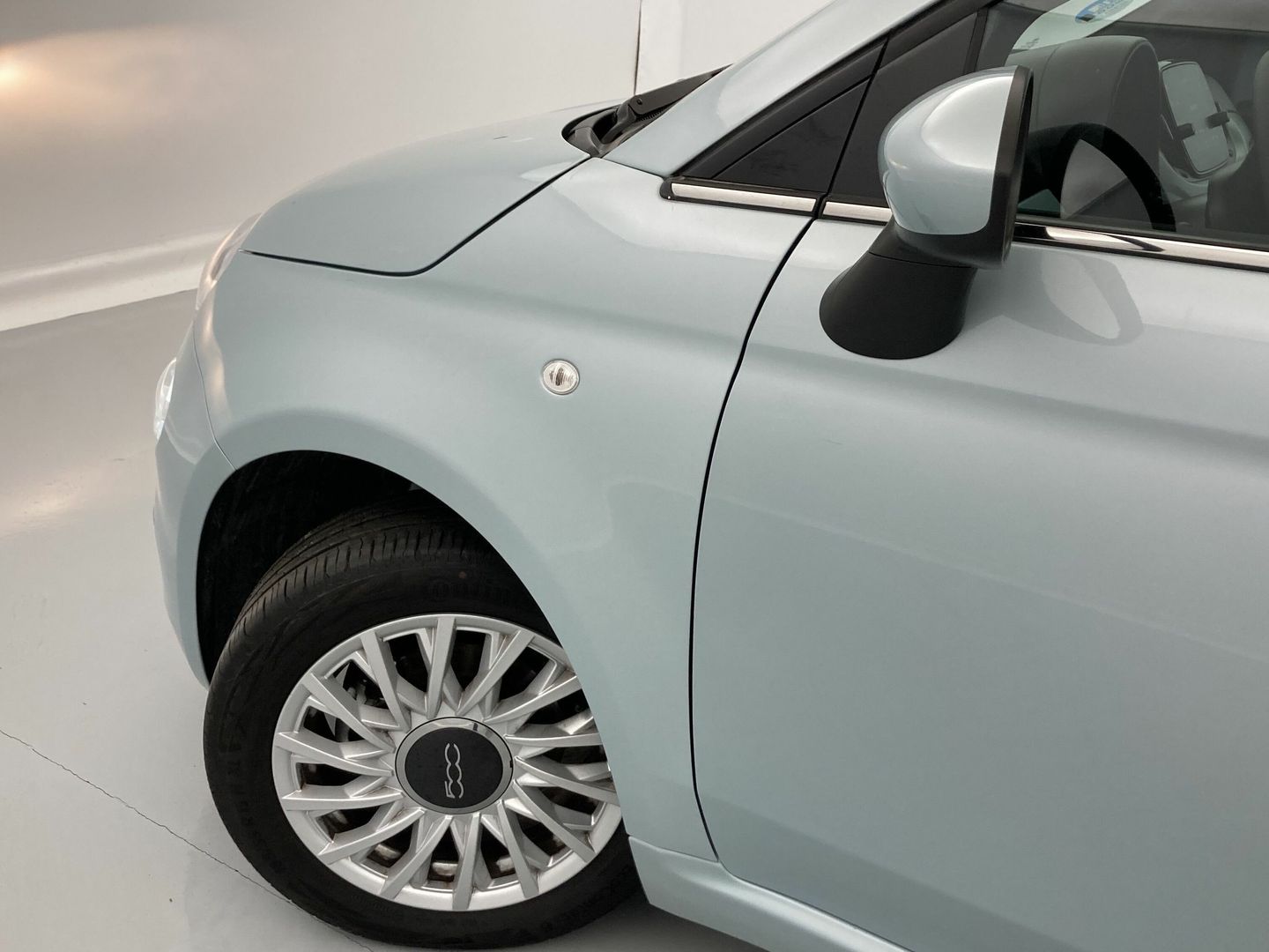 Fiat 500C 1.0 Hybrid Dolcevita 51 kW (70 CV)