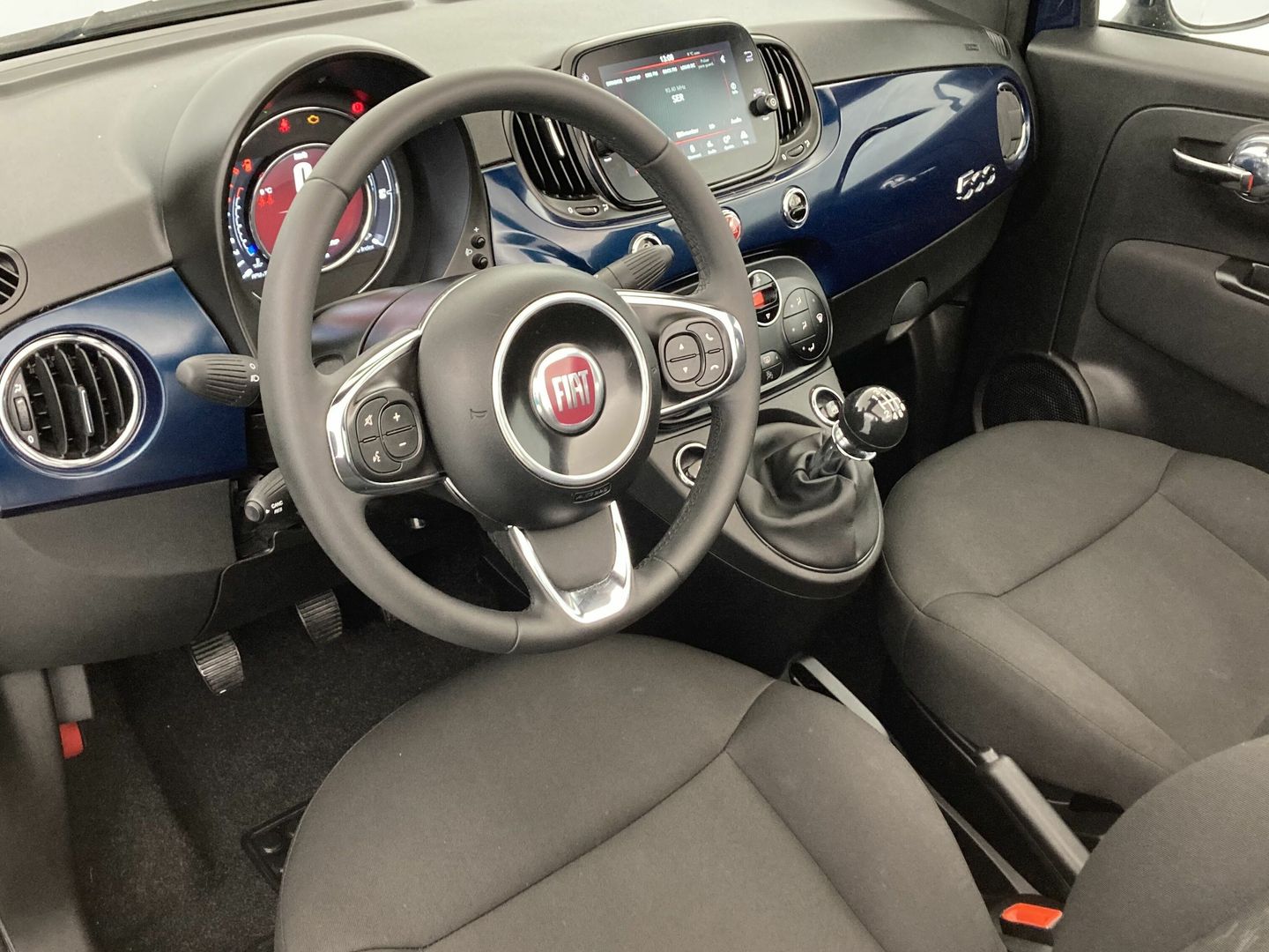 Fiat 500C 1.0 Hybrid Dolcevita 51 kW (70 CV)