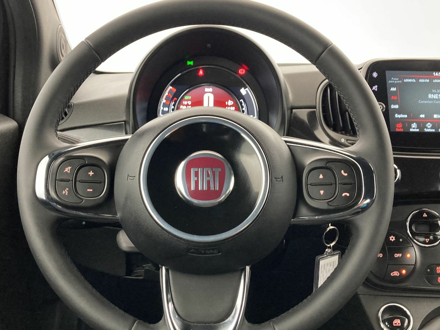 Fiat 500C 1.0 Hybrid Dolcevita 51 kW (70 CV)