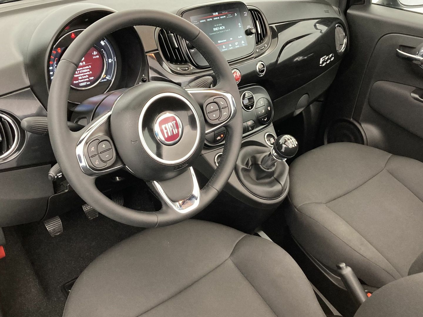 Fiat 500C 1.0 Hybrid Dolcevita 51 kW (70 CV)