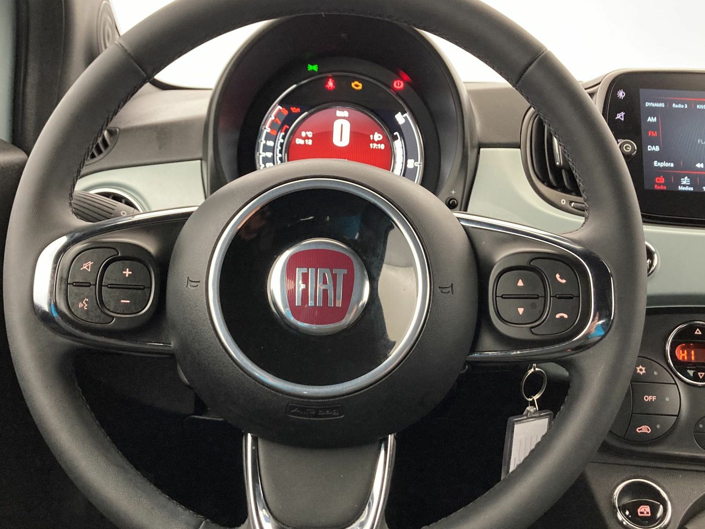 Fiat 500C 1.0 Hybrid Dolcevita 51 kW (70 CV)