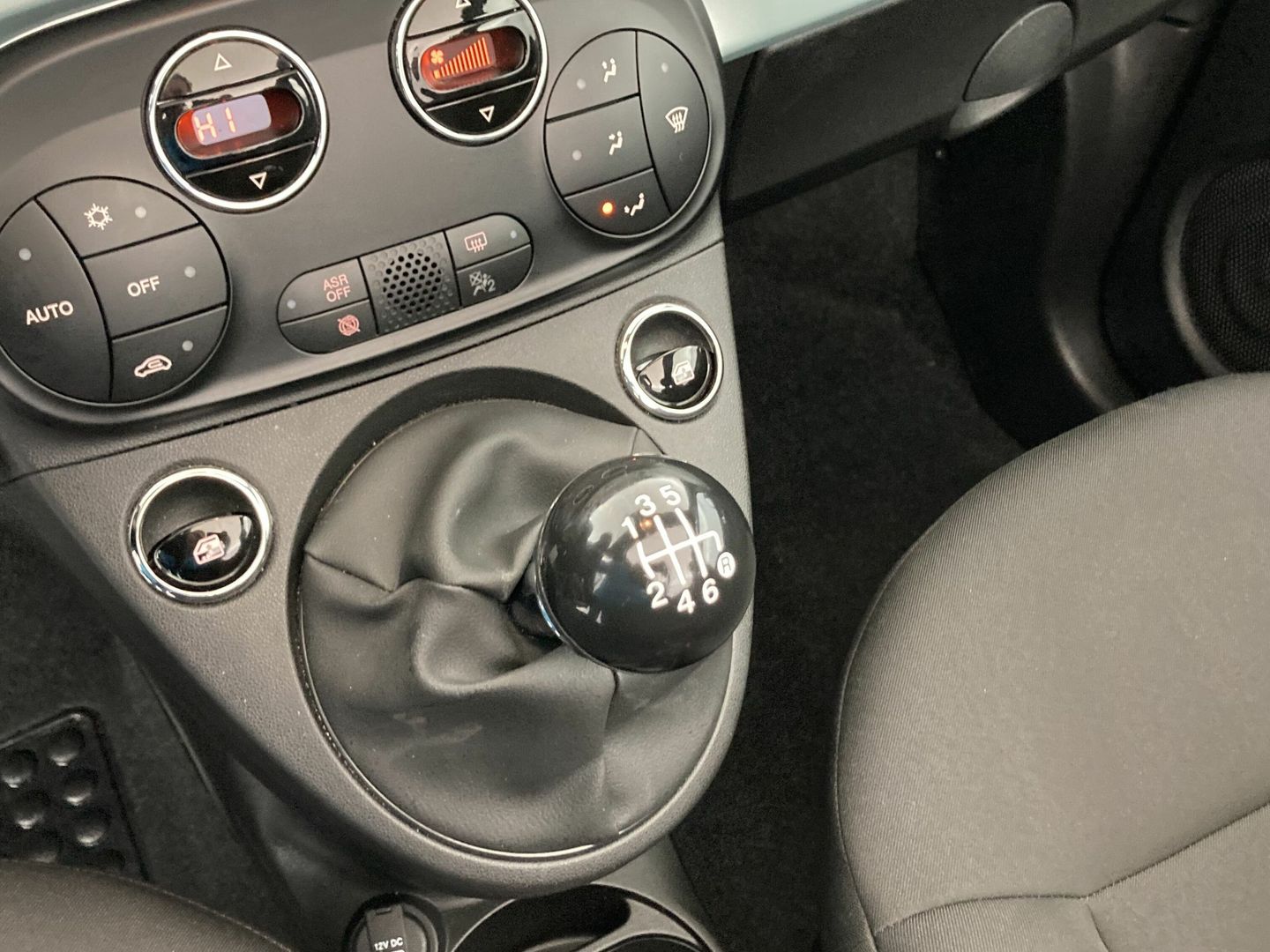 Fiat 500C 1.0 Hybrid Dolcevita 51 kW (70 CV)