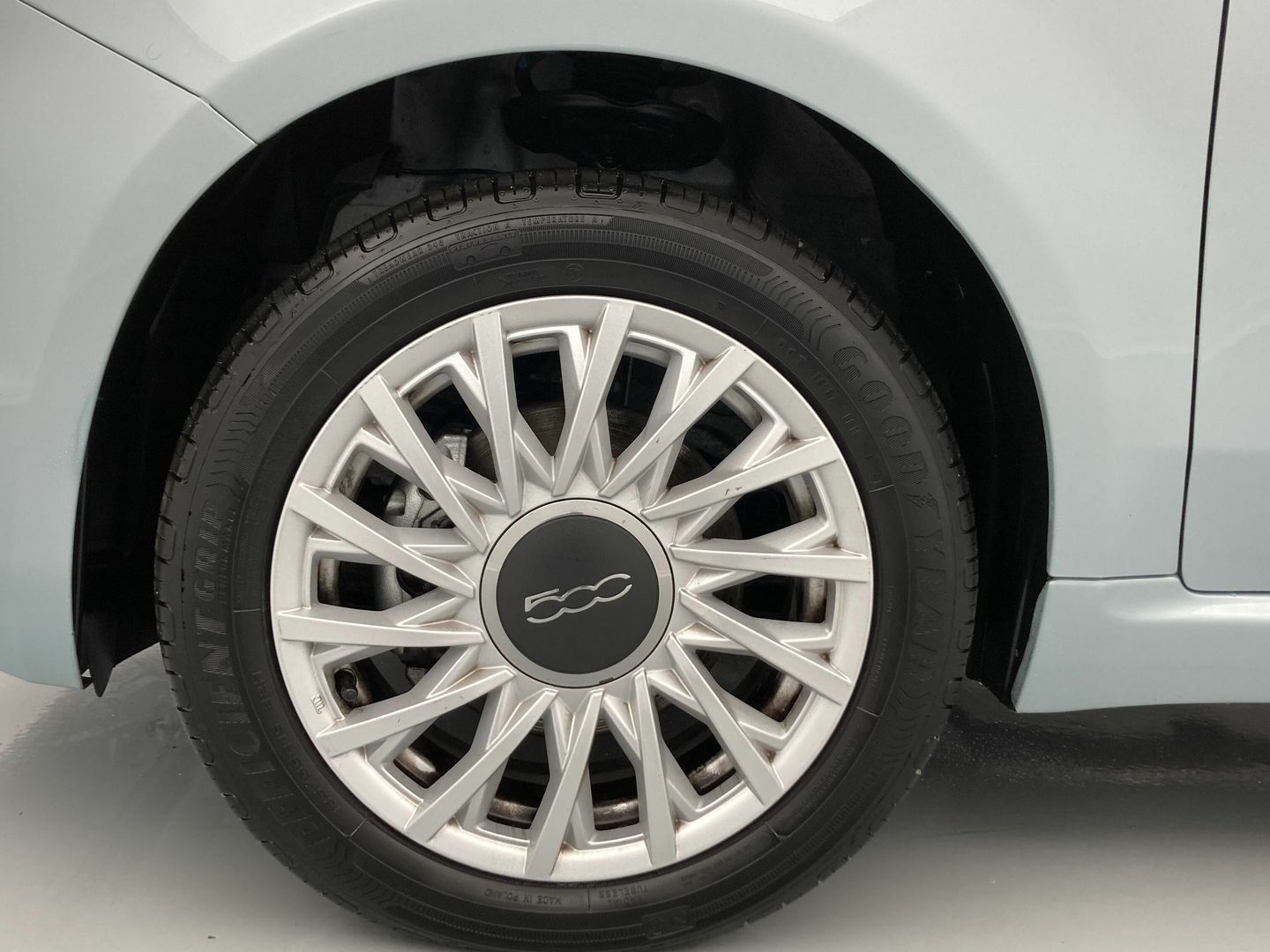 Fiat 500C 1.0 Hybrid Dolcevita 51 kW (70 CV)
