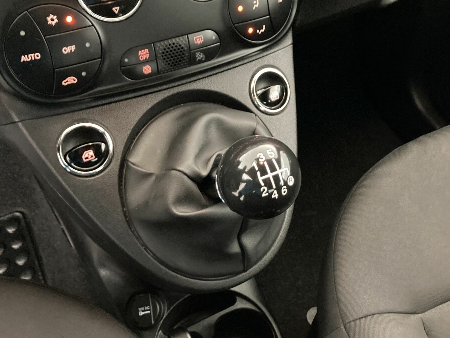 Fiat 500C 1.0 Hybrid Dolcevita 51 kW (70 CV)