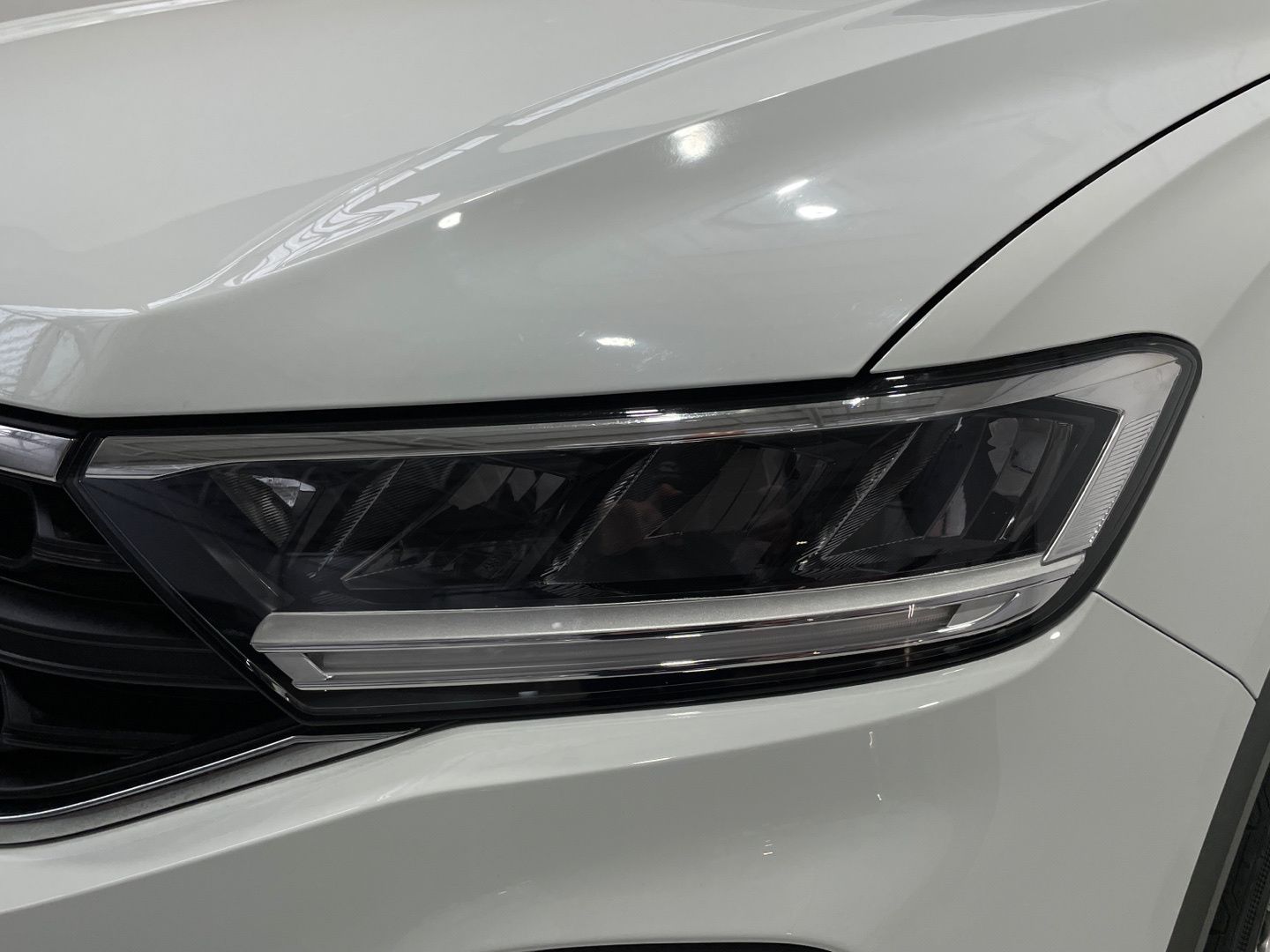 Volkswagen T-Roc ``Más`` 1.0 TSI 81 kW (110 CV)