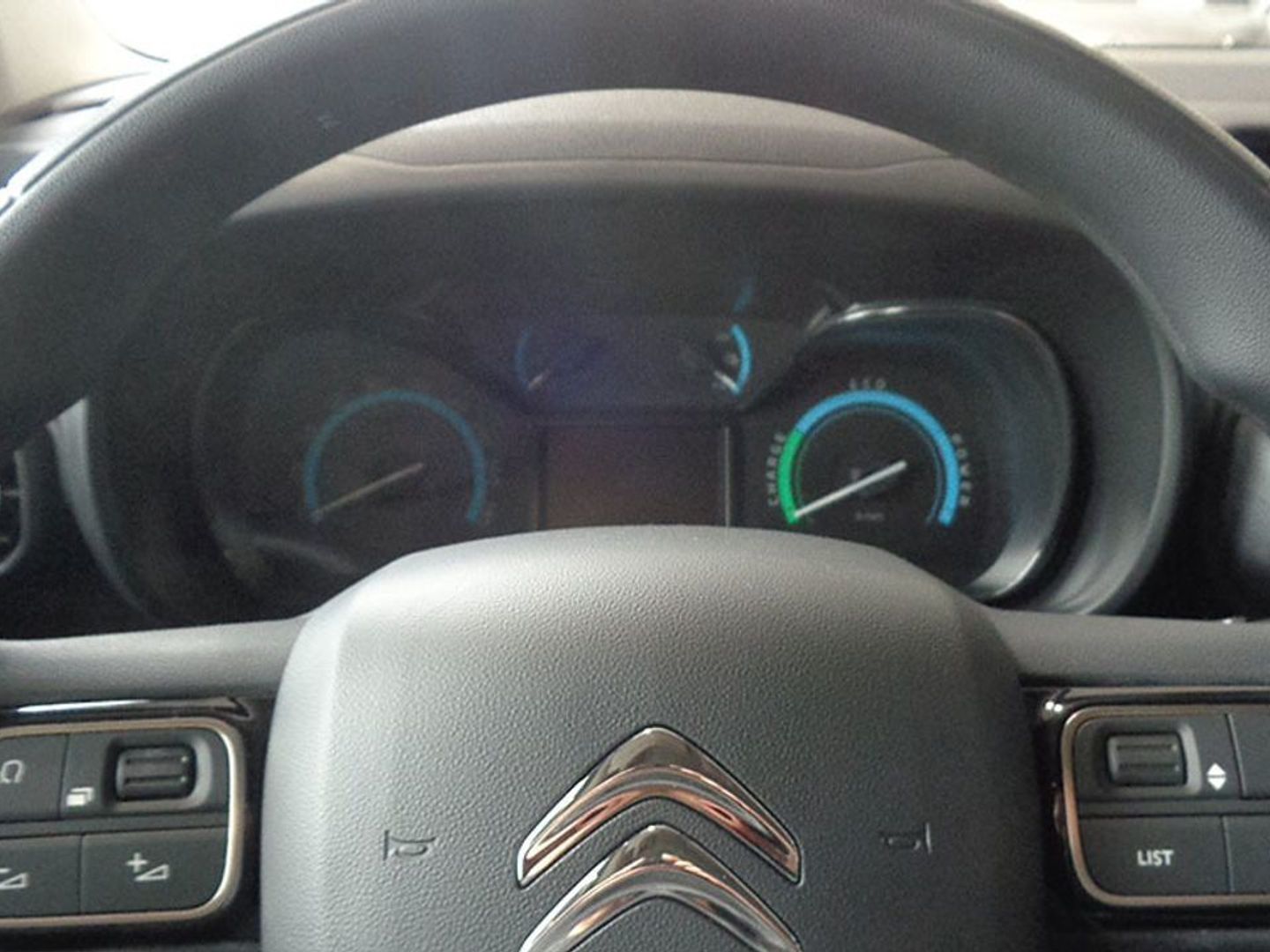 Citroen ë-Berlingo 50kWh Feel Talla M 100 kW (136 CV)