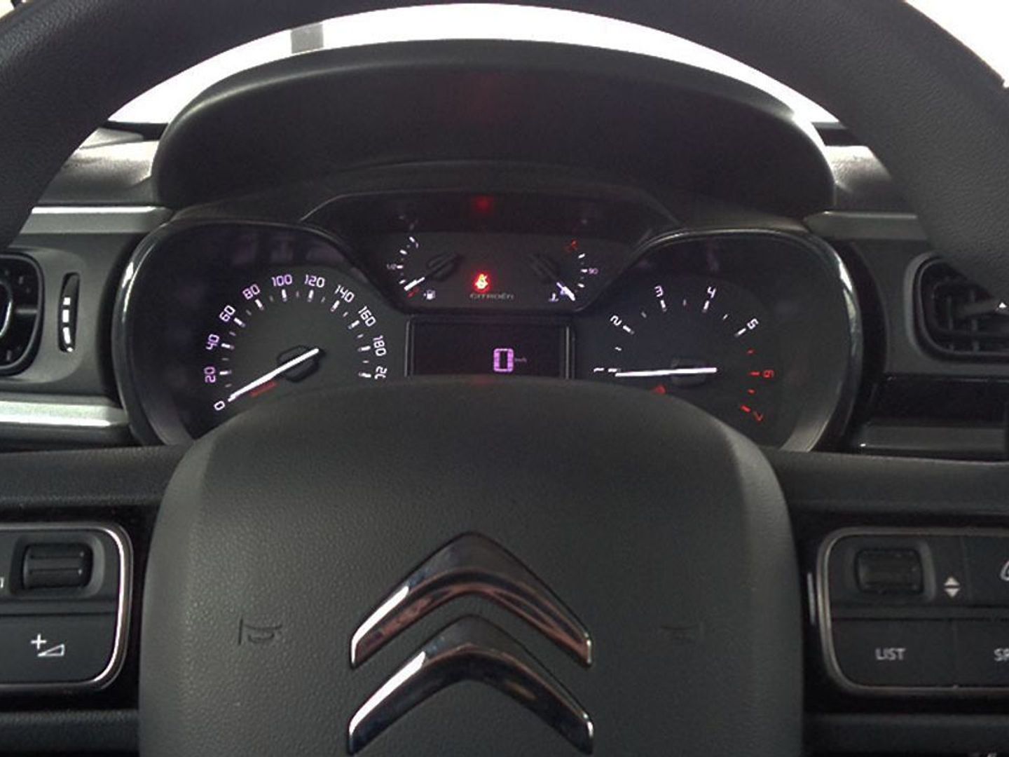 Citroen C3 BlueHDi 100 S&S Plus 75 kW (102 CV)