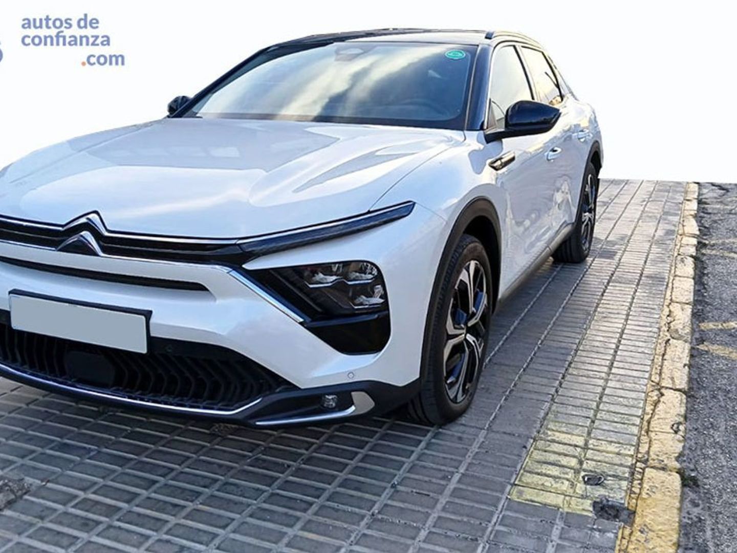 Citroen C5 X Hybrid 225 Shine e-EAT8 165 kW (225 CV) Blanco Sedan