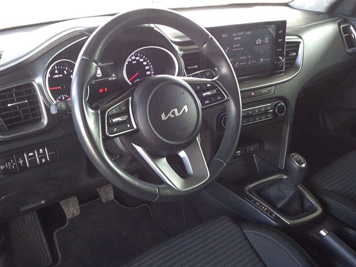 Kia Ceed 1.0 T-GDI Drive 74 kW (100 CV)