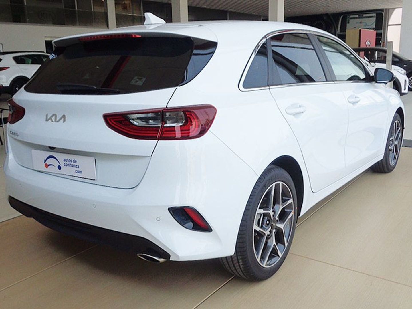 Kia Ceed 1.0 T-GDi Tech 74 kW (100 CV)