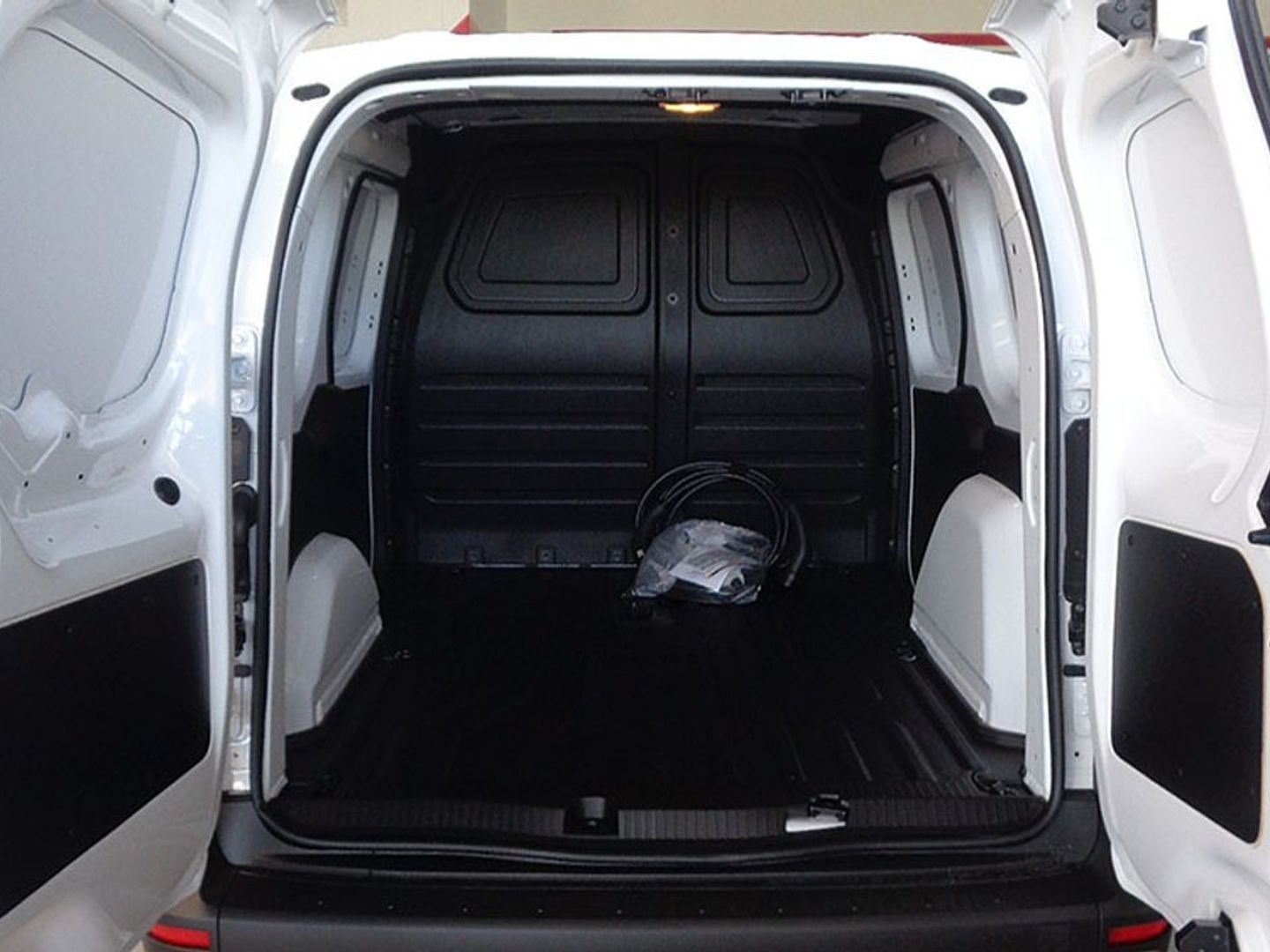Nissan Townstar Furgon 45kWh Profesional L1 90 kW (122 CV)