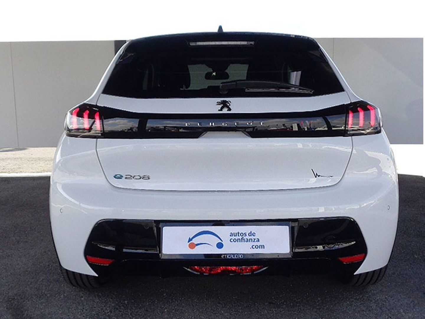 Peugeot e-208 Eléctrico Allure 100 kW (136 CV)