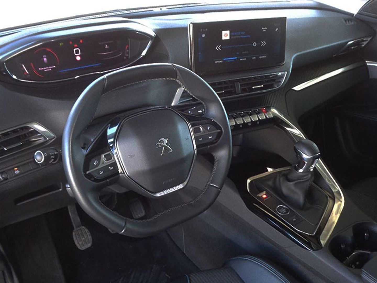 Peugeot 3008 PureTech 130 S&S Allure 96 kW (130 CV)