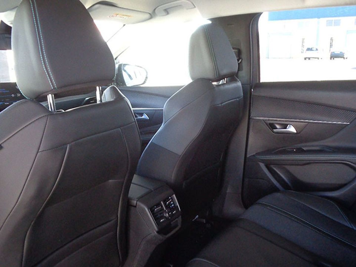Peugeot 3008 PureTech 130 S&S Allure 96 kW (130 CV)