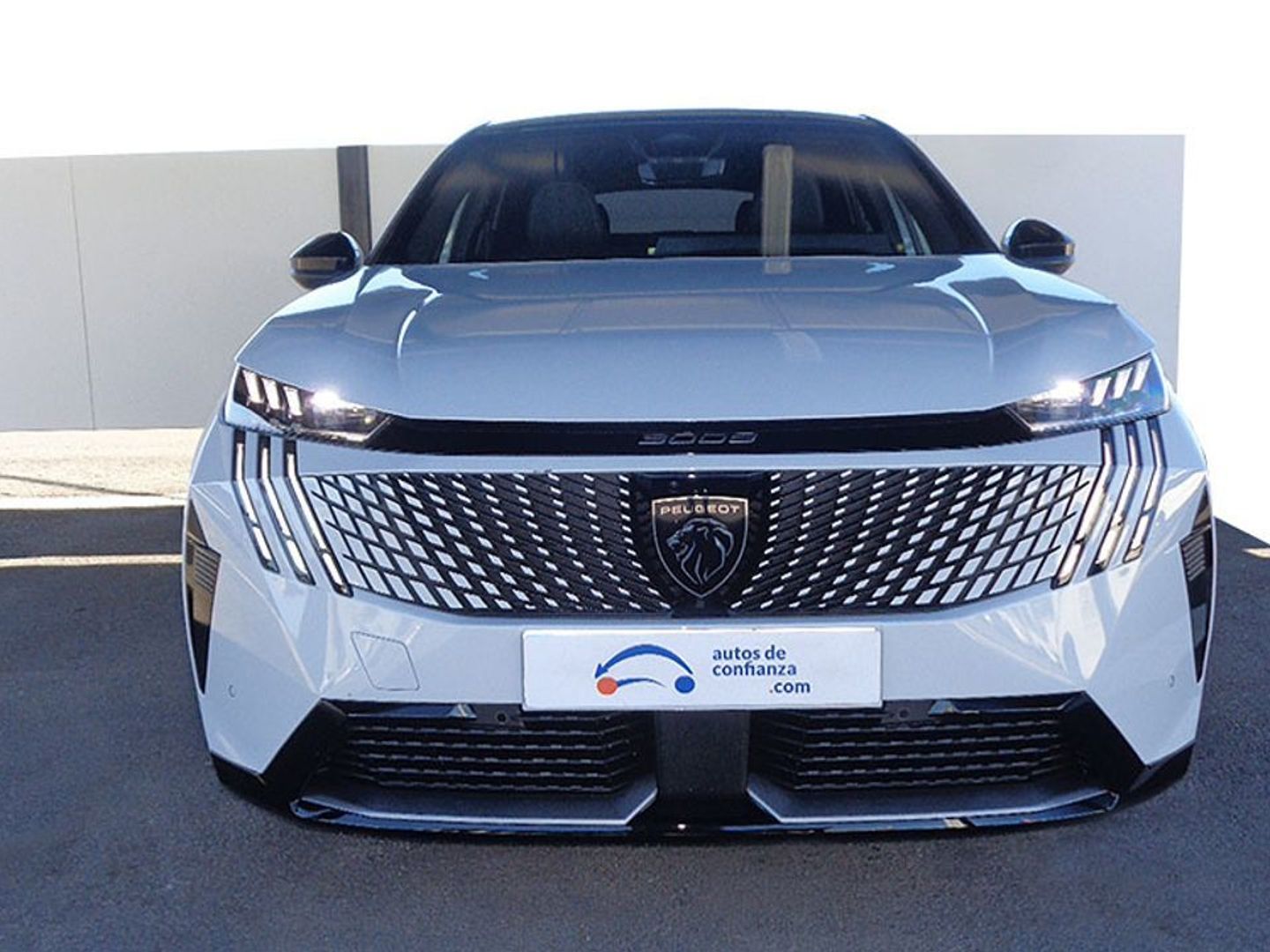 Peugeot e-3008 Eléctrico GT 157 kW (214 CV)