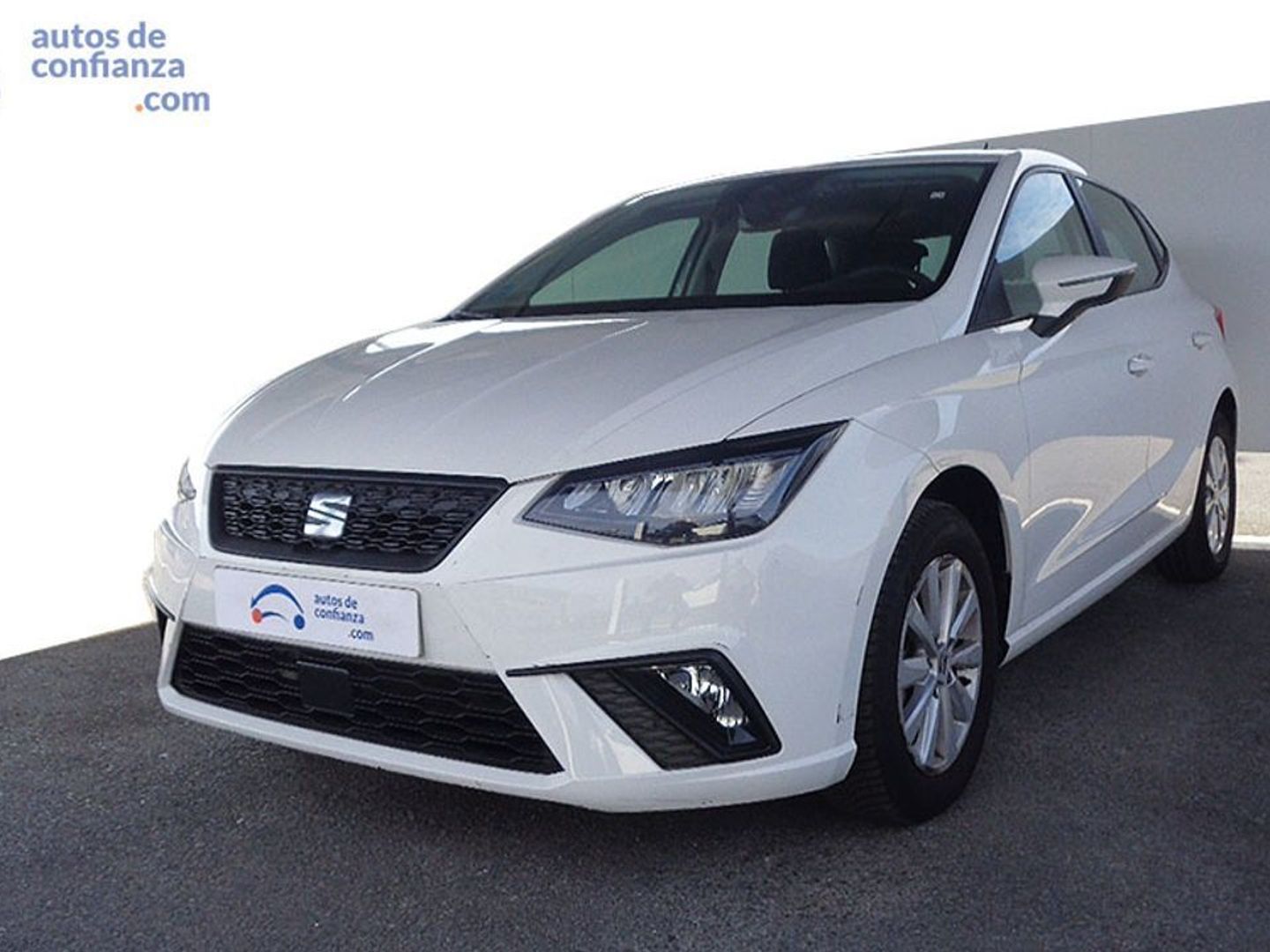 SEAT Ibiza 1.0 MPI Reference Plus 59 kW (80 CV) Blanco Sedan