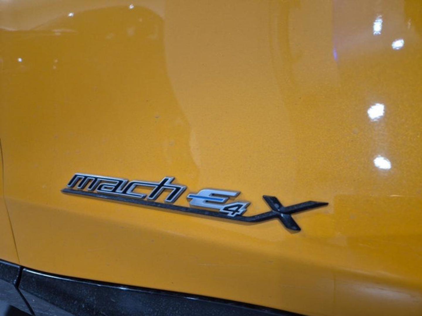 Ford Mustang Mach-E AWD Batería 98.8Kwh 258 kW (351 CV)