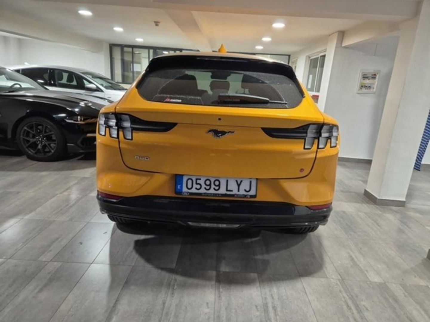 Ford Mustang Mach-E AWD Batería 98.8Kwh 258 kW (351 CV)