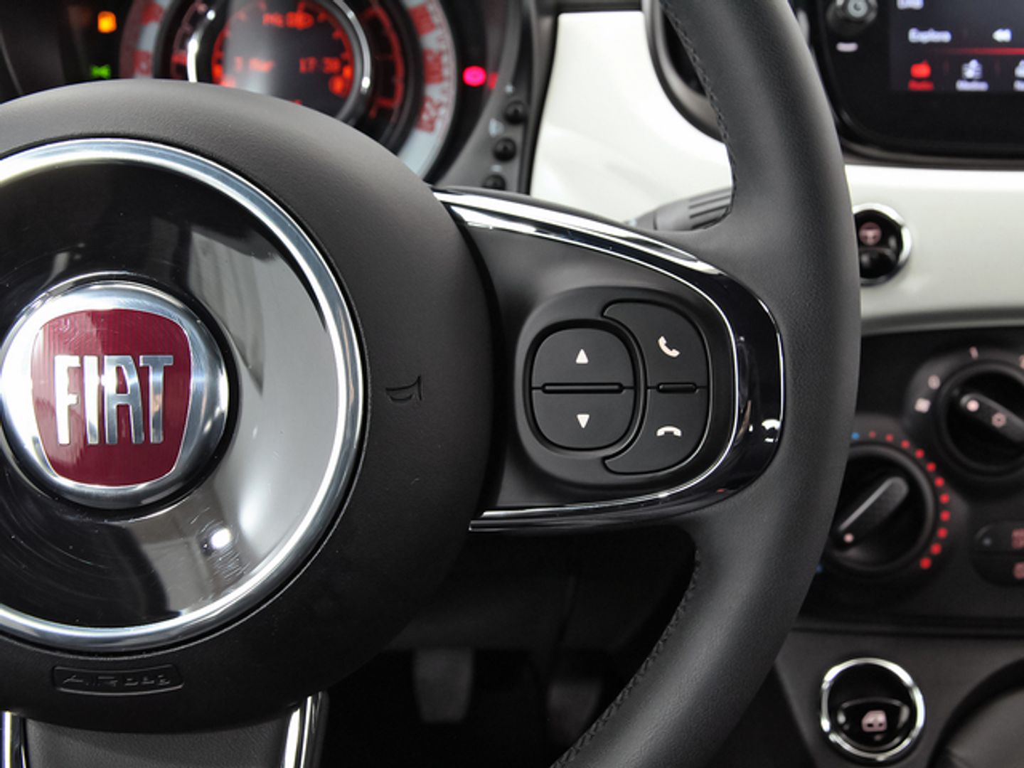 Fiat 500 1.0 Hybrid Cult 51 kW (70 CV)