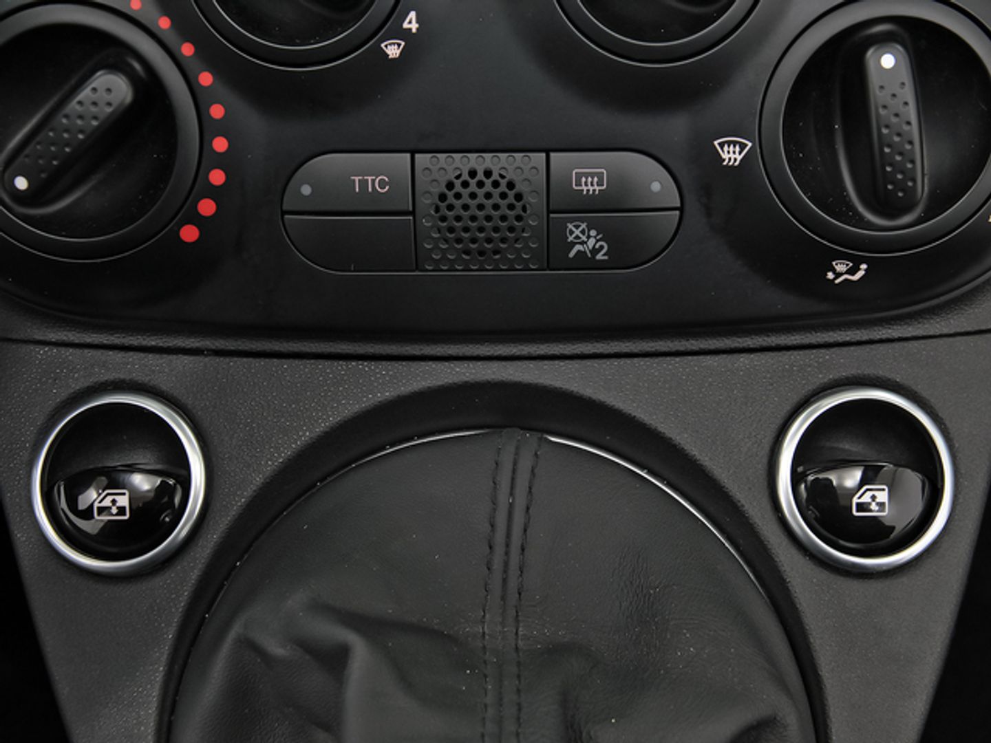 Abarth 500C 1.4 16v T-Jet 695C 132 kW (180 CV)