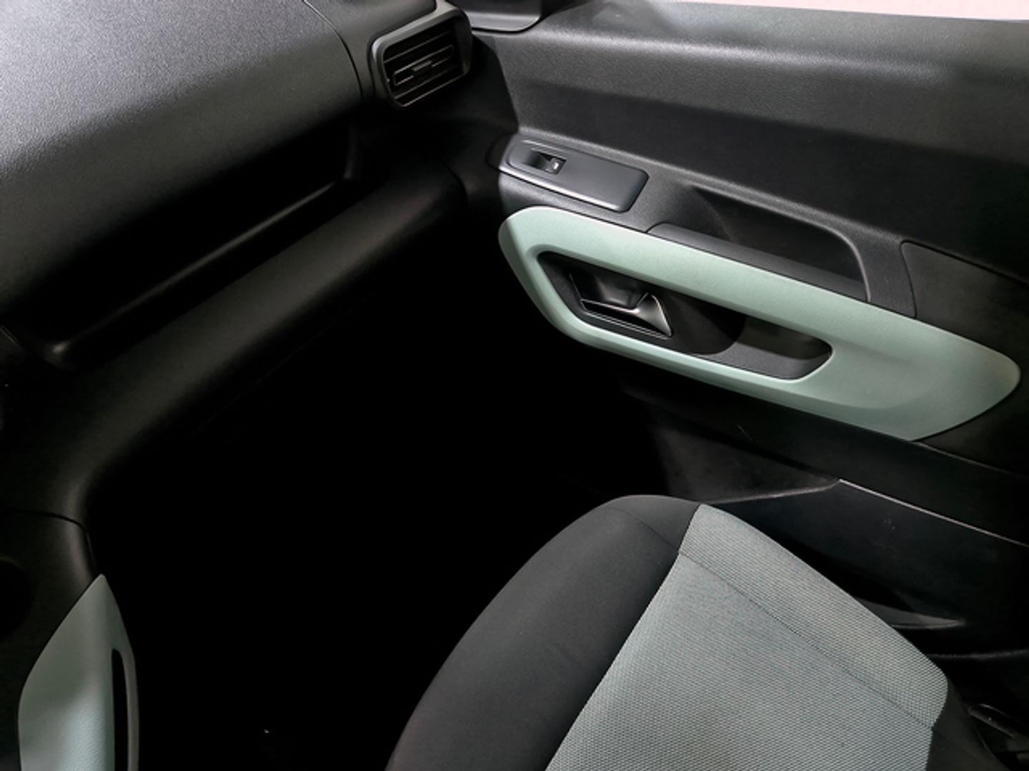 Citroen Berlingo Combi BlueHDi 100 Talla M Feel 75 kW (102 CV)