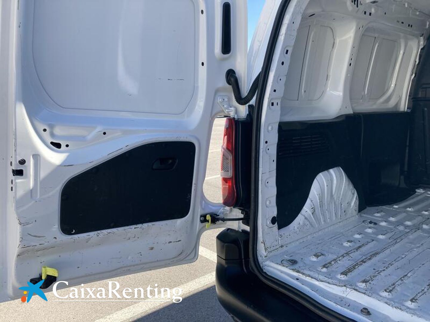 Opel Combo Cargo 1.5 TD Express L H1 650kg 75 kW (102 CV)