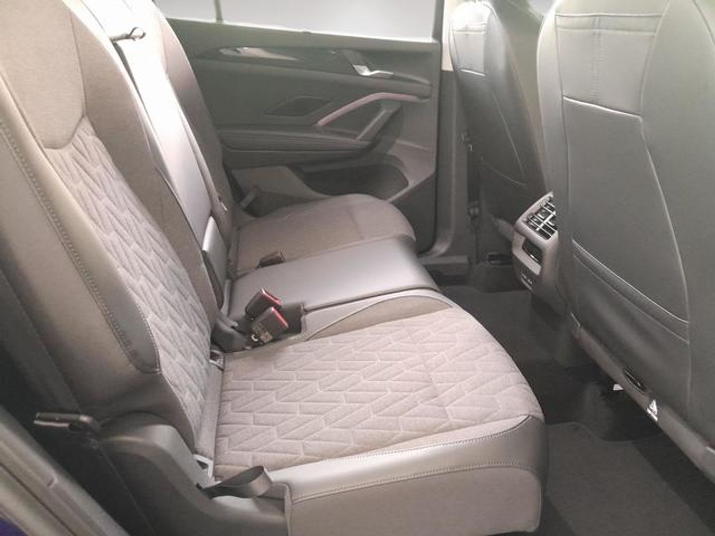 Volkswagen Tayron ``Más`` 1.5 eTSI 110 kW (150 CV) DSG