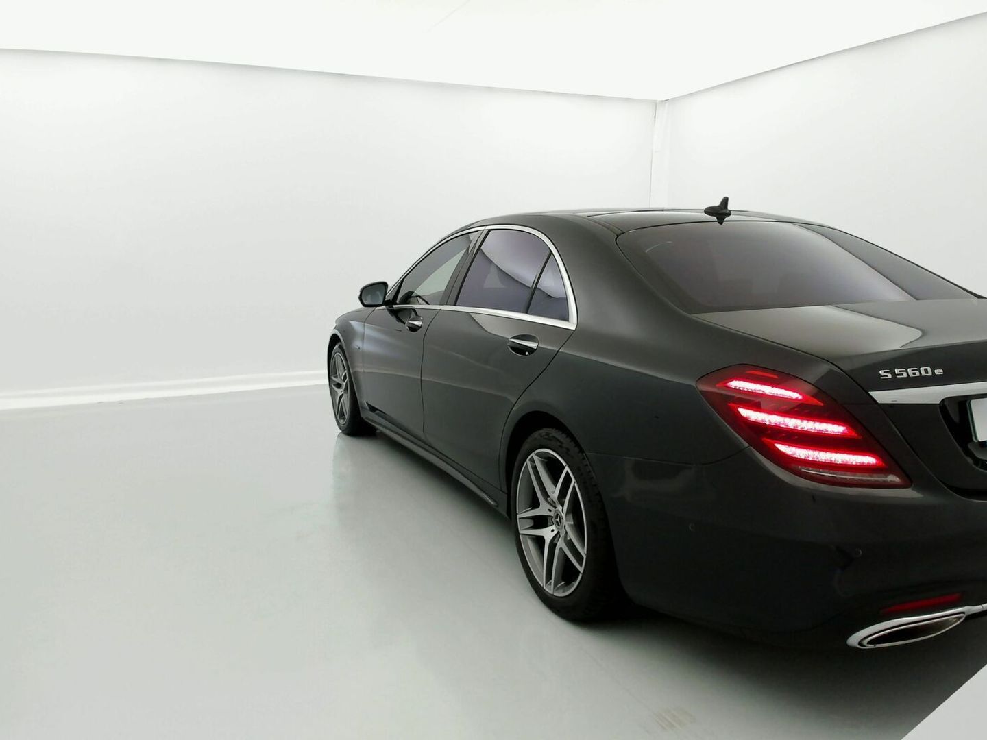 Mercedes-Benz Clase S S 560 e Largo 350 kW (476 CV)