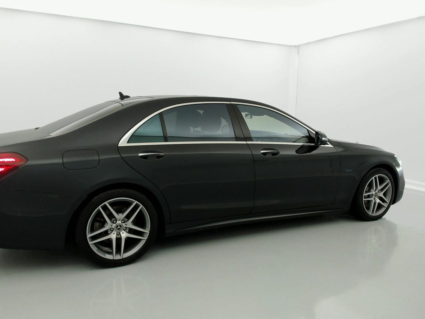 Mercedes-Benz Clase S S 560 e Largo 350 kW (476 CV)
