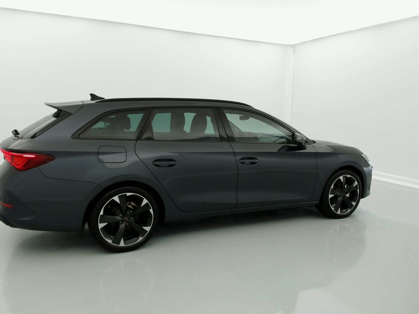 CUPRA Leon Sportstourer 1.5 eTSI DSG 110 kW (150 CV)