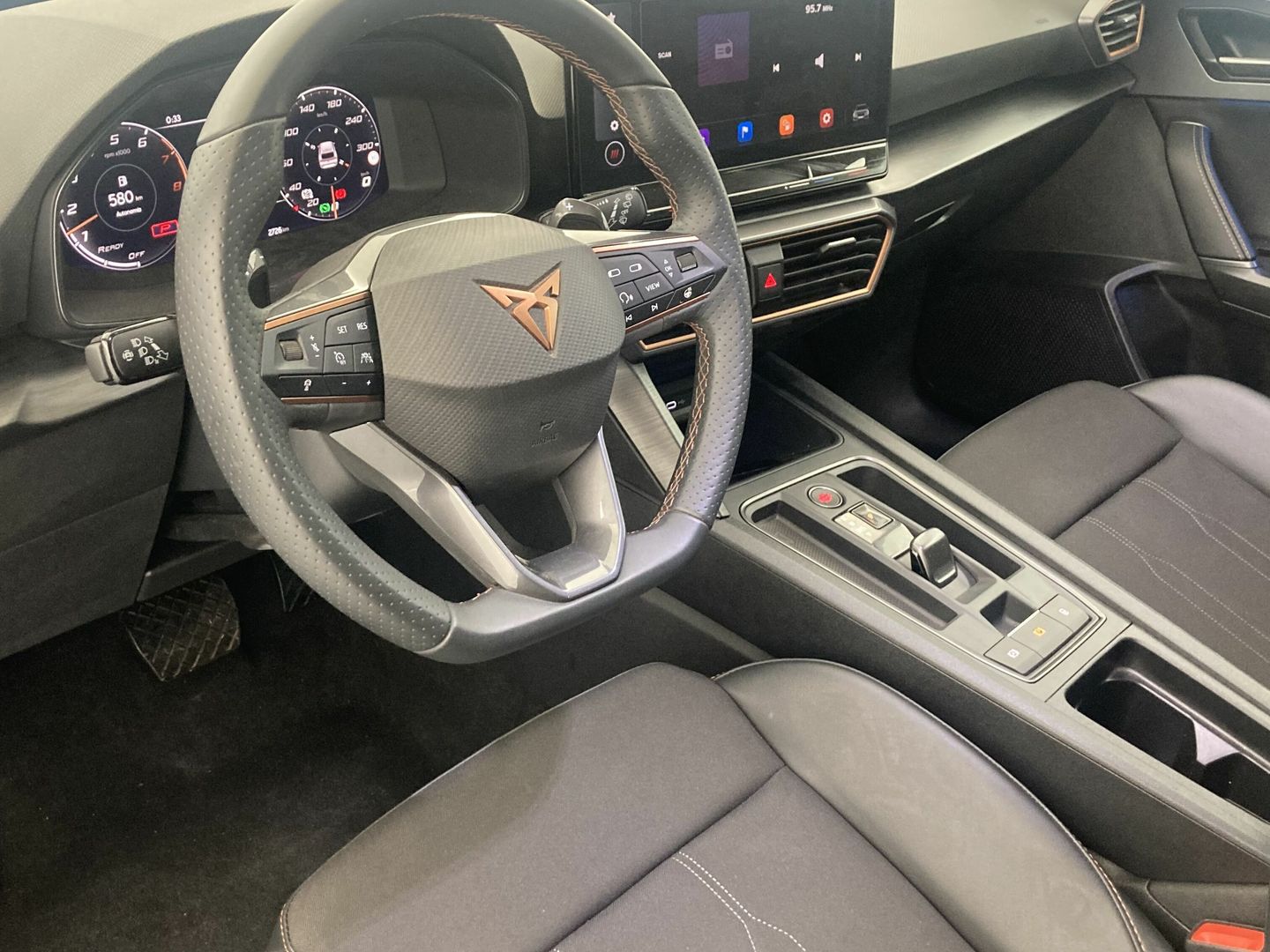 CUPRA Leon Sportstourer 1.5 eTSI DSG 110 kW (150 CV)